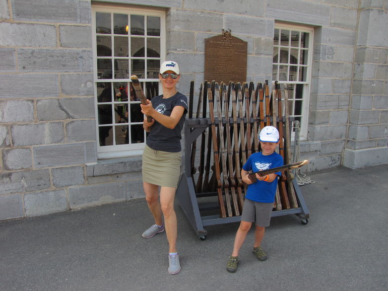 Where to stop with kids between Montreal and Toronto – Fort Henry