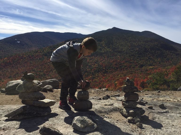 5 short hikes in Adirondacks which offer beautiful views.