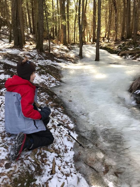 Icy Lac-du-Pimbina trail