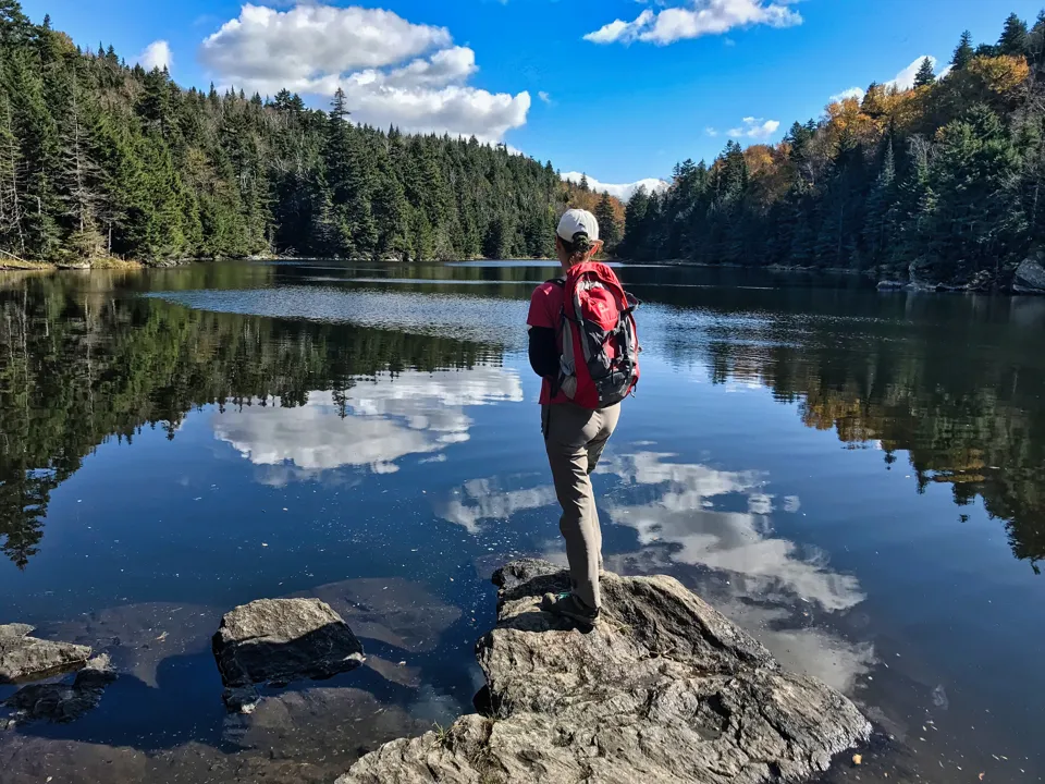 A Hidden Gem in Sutton: Hiking the Lake Mohawk Loop in Full Fall Glory 🍁